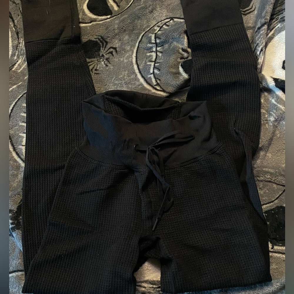 Black Ribbed Leggings